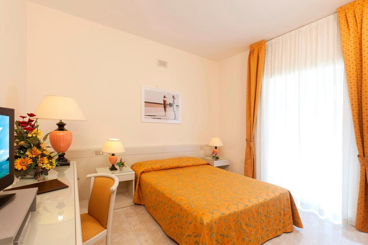 Baia D'argento 4* Porto Santo Stefano (Grosseto)