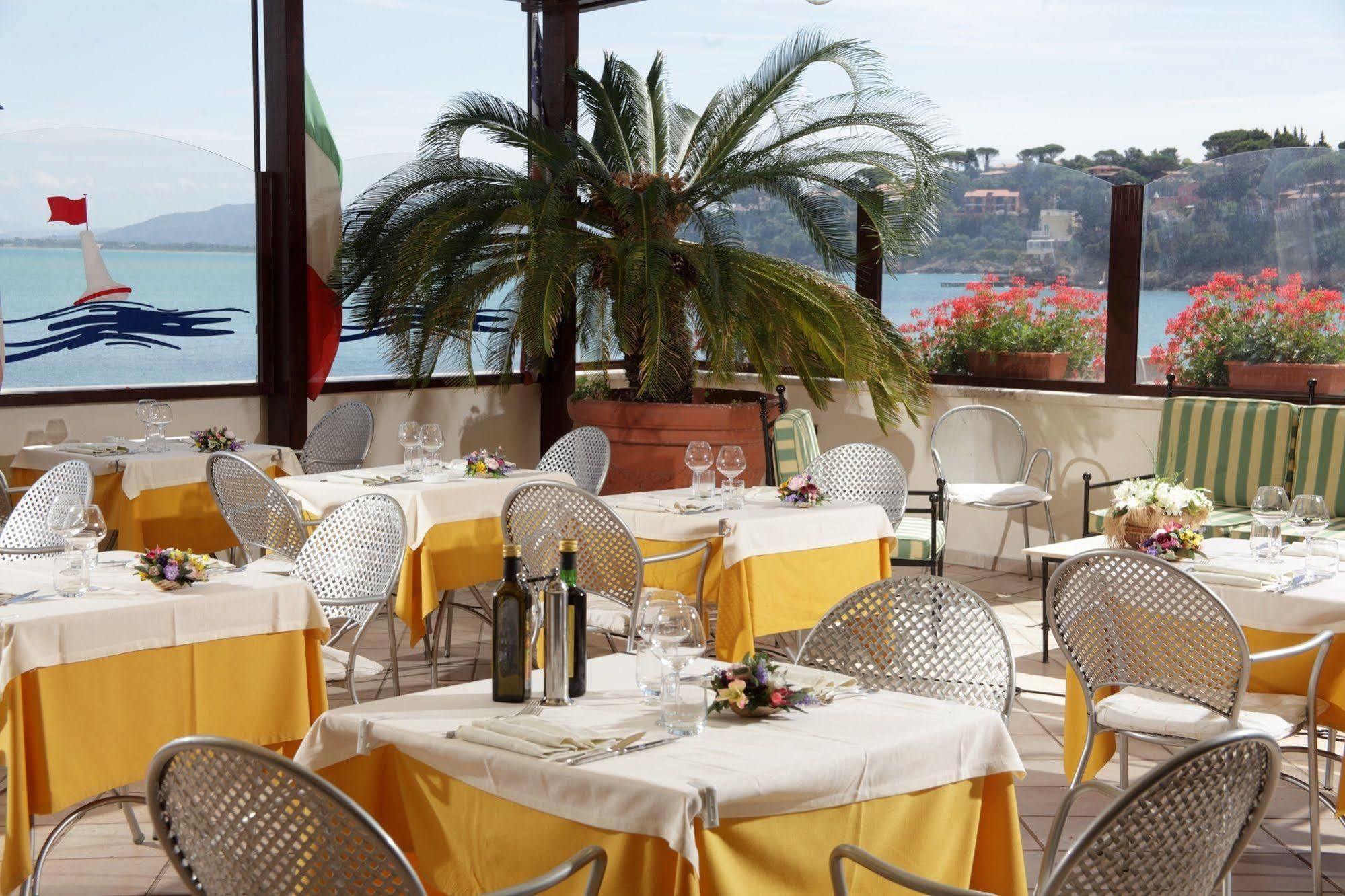 Baia D'argento Hotel 4*
