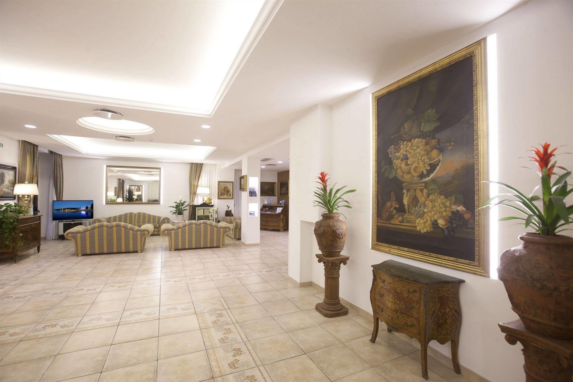 Hotel Baia D'argento 4*
